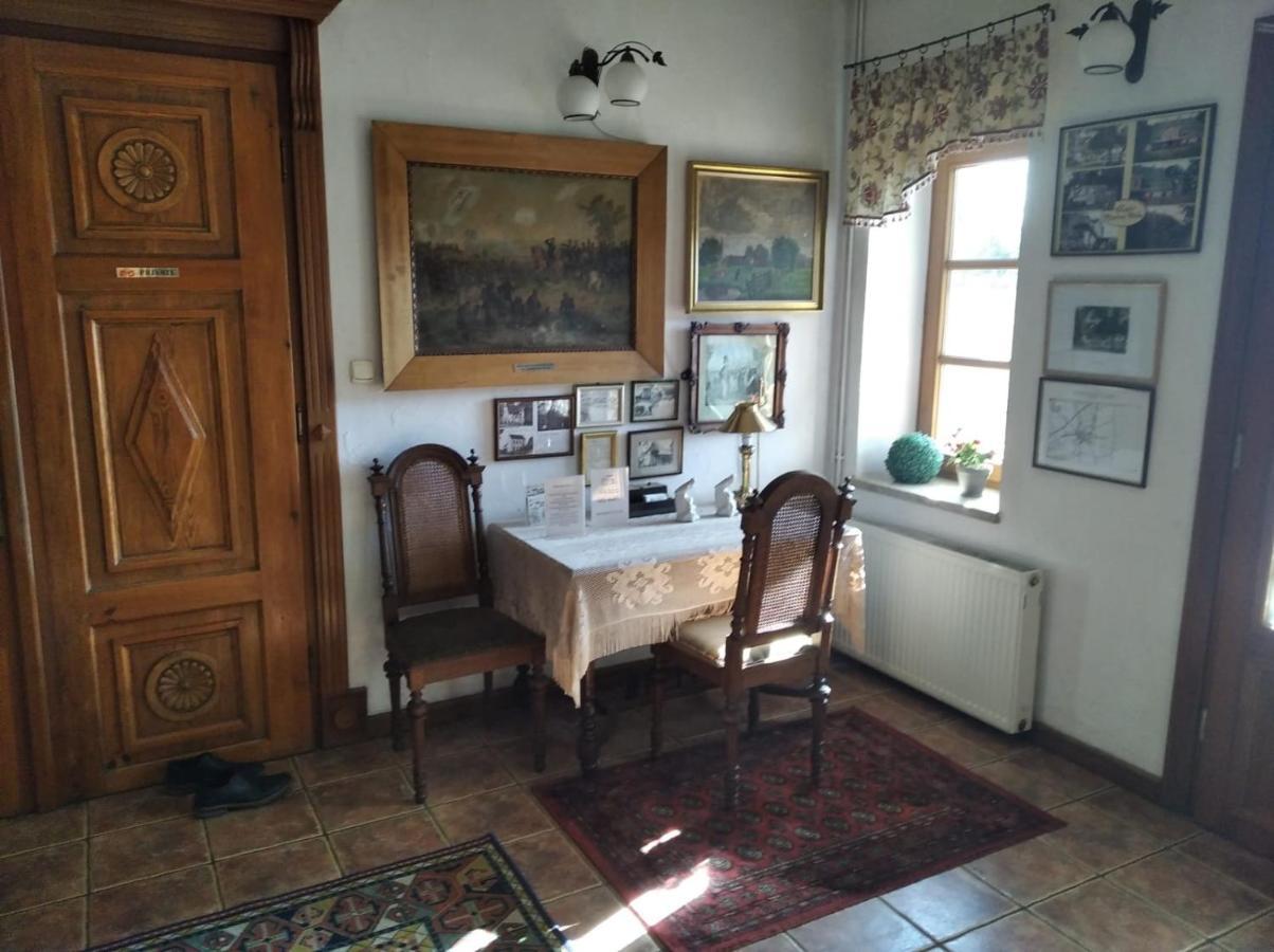 Dworek Pod Herbem Gądkowice Extérieur photo