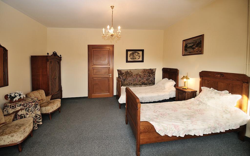 Dworek Pod Herbem Gądkowice Chambre photo
