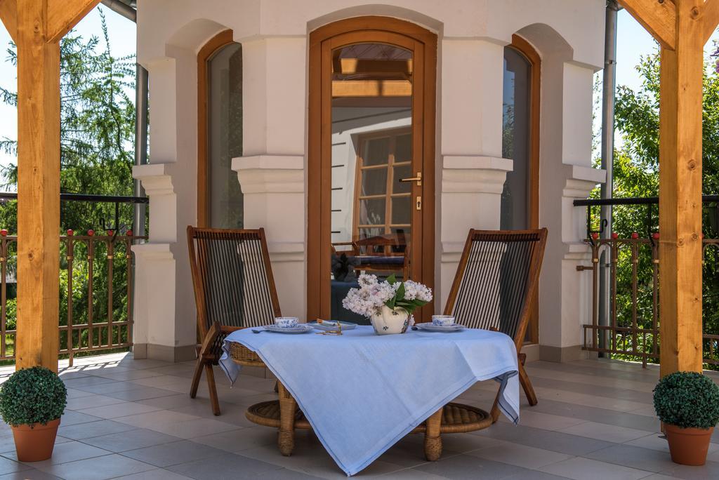 Dworek Pod Herbem Gądkowice Extérieur photo