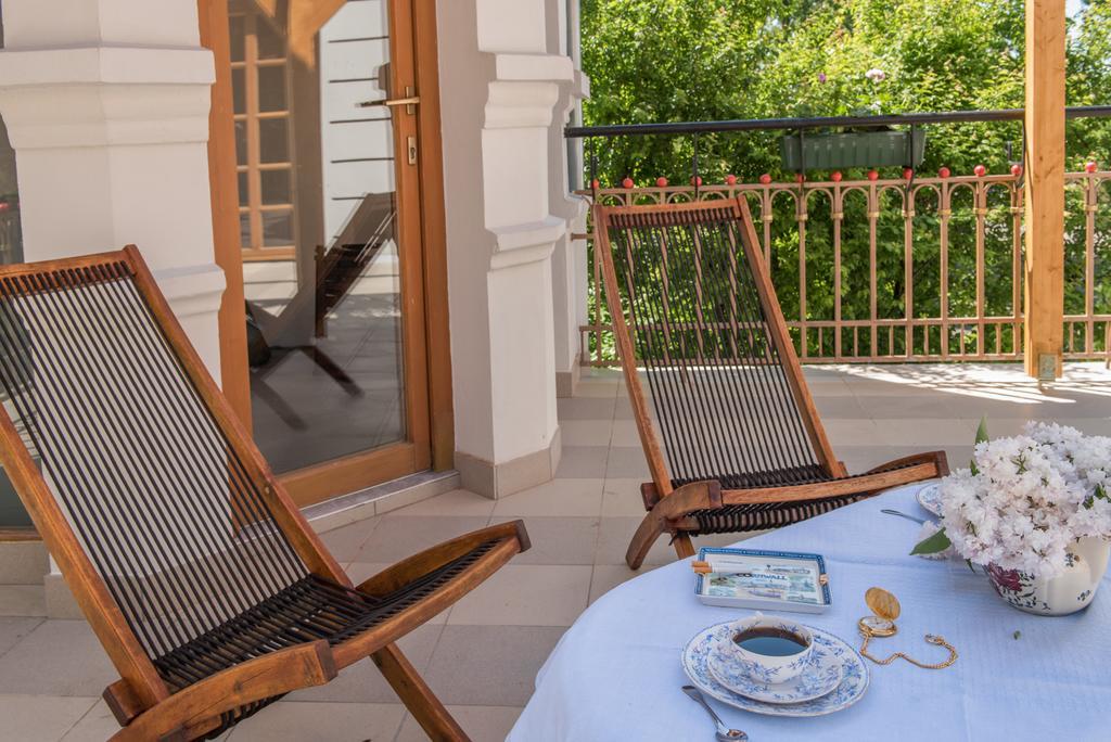 Dworek Pod Herbem Gądkowice Extérieur photo